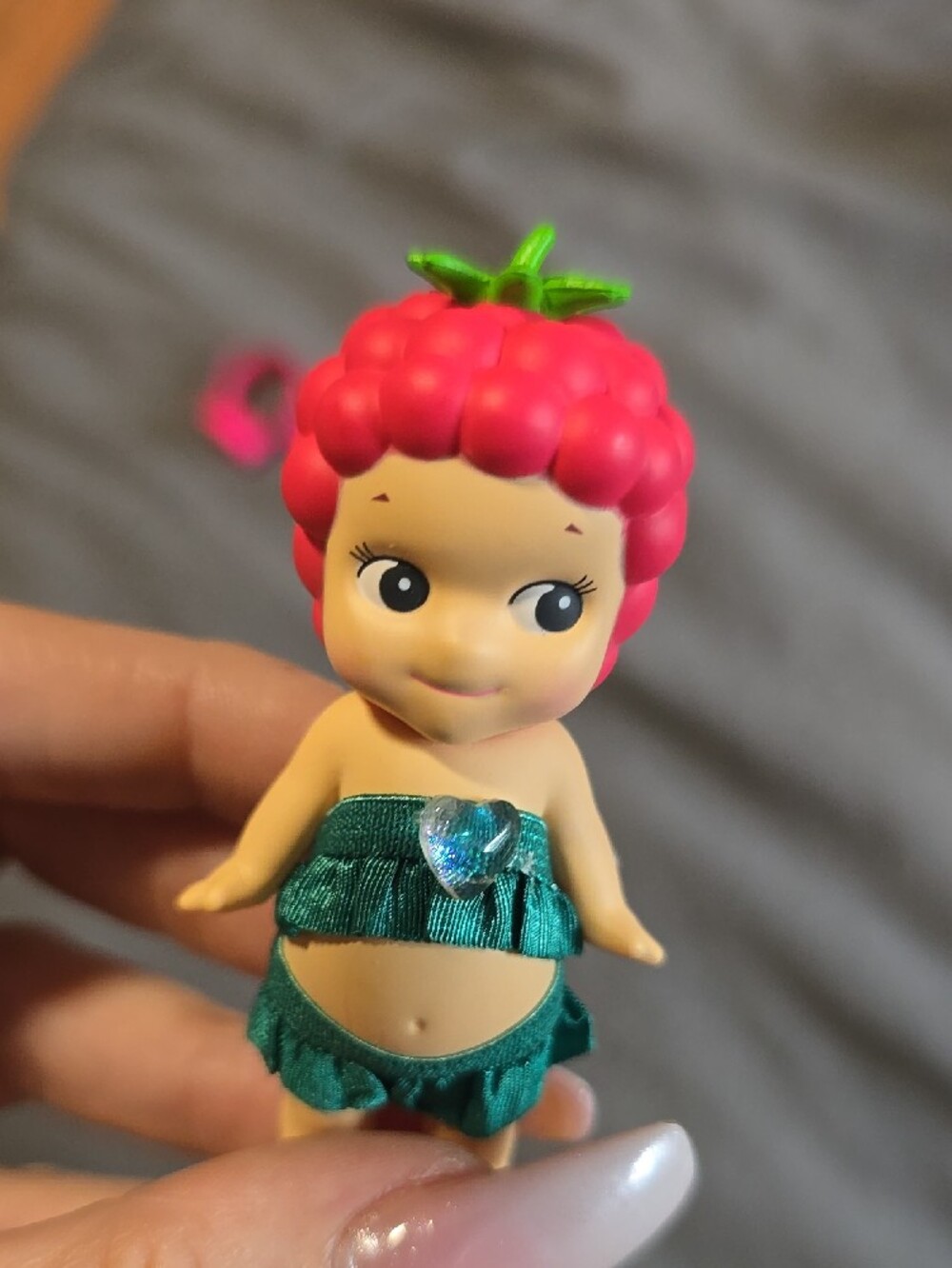 Sonny Angel Fruit Series Rasberry Authentic - Picture 5 of 10